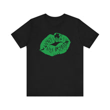 Load image into Gallery viewer, St. Patrick&#39;s Day Kiss T-Shirt
