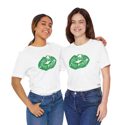 St. Patrick's Day Kiss T-Shirt